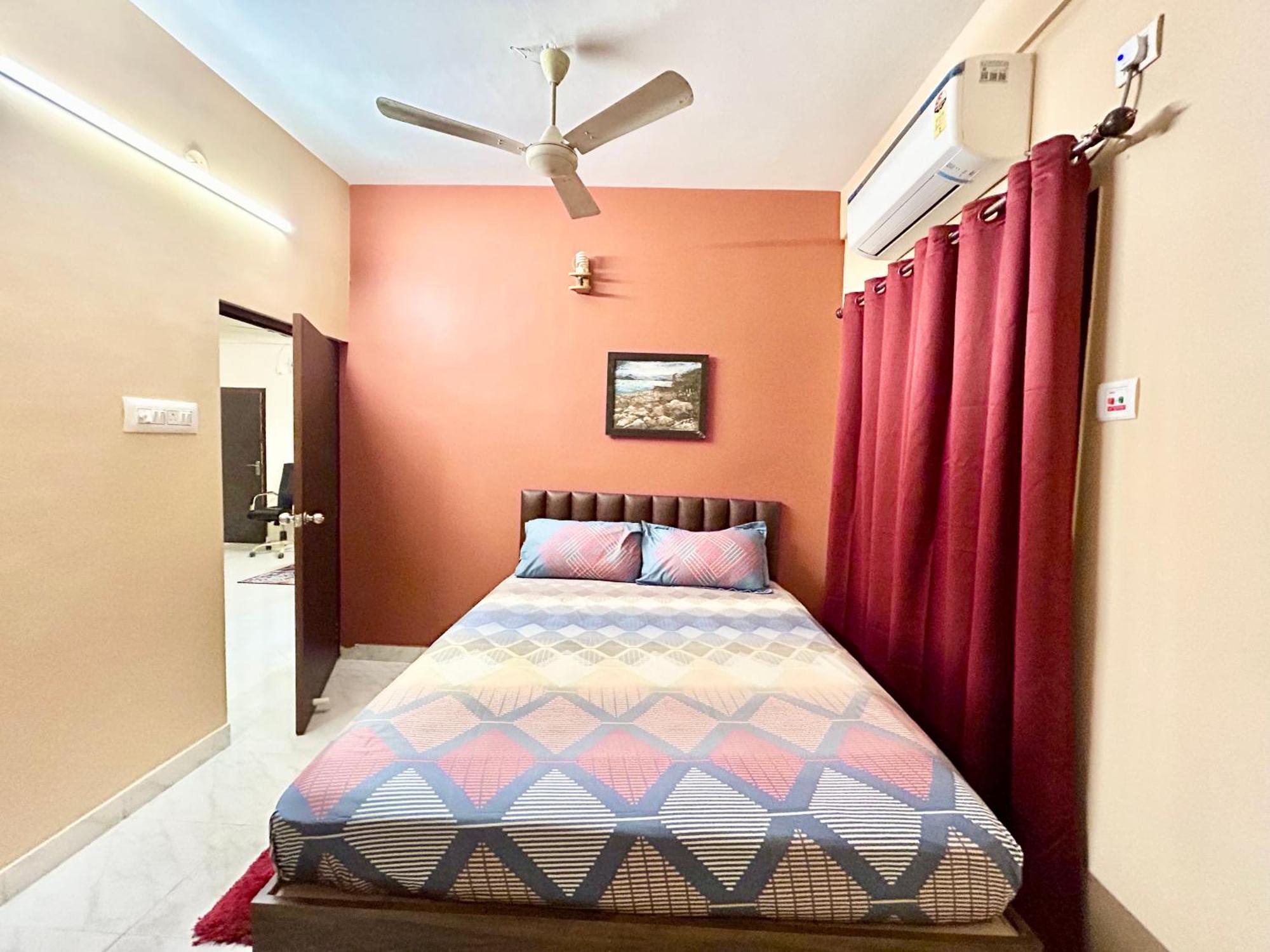 Cozy 2Bhk Apt Near Ruby Hospital & Em Bypass Calcutta Exteriör bild